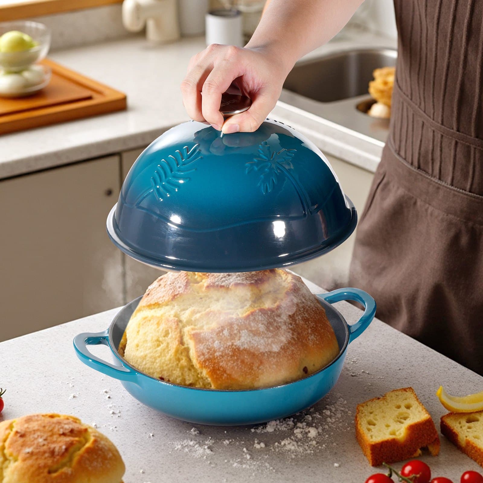Żeliwny garnek żeliwny emaliowany, garnek 4,7 l do pieczenia chleba na zakwasie, wytrzymała patelnia z pokrywką i dwoma uchwytami, kompatybilna z piekarnikiem indukcyjnym do 260°C, do gotowania i pieczenia